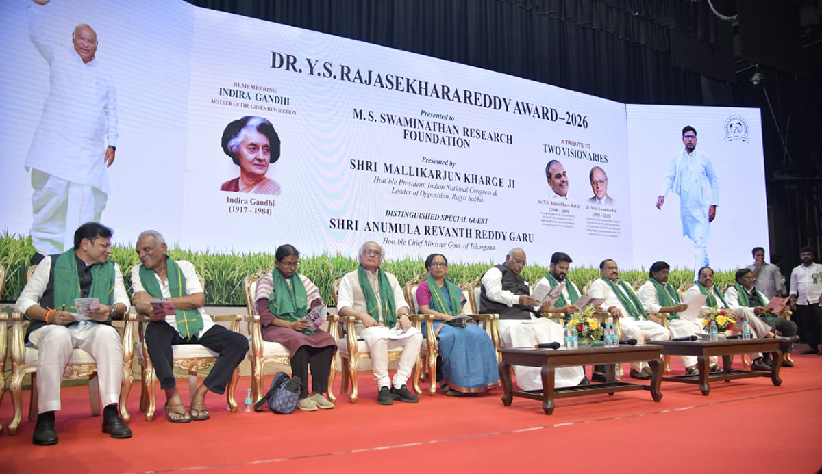 Y-S-Rajasekhara-Reddy-Award-2026-in-New-Delhi-Photos_-(9).jpg 9