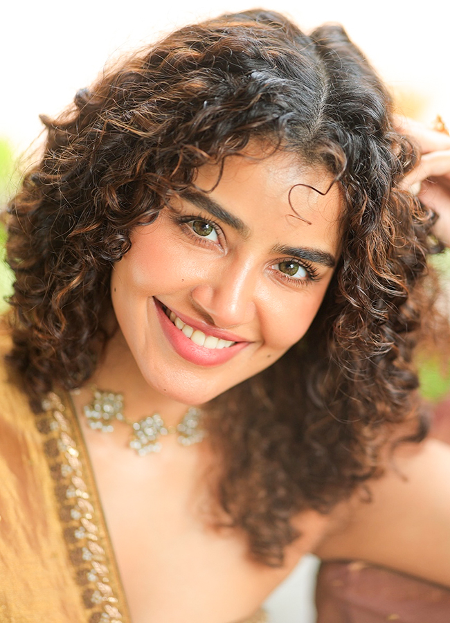anupama-parameswaran-10.jpg 11