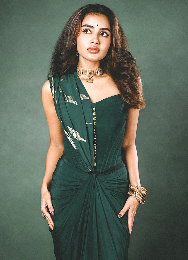 anupama-parameswaran-6.jpg 7