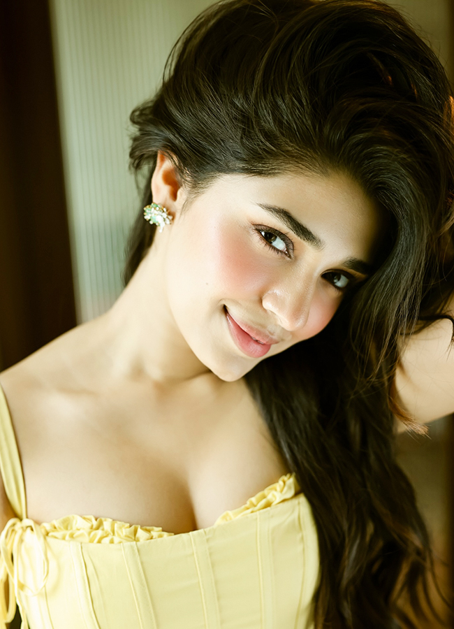 Krithi-Shetty-11.jpg 12