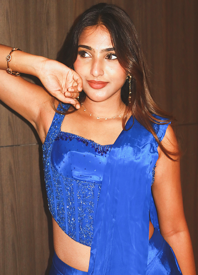 Pranavi-Manukonda-4.jpg 5