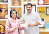 ఆర్చర్&zwnj;కు అండగా హెచ్&zwnj;సీఏ చీఫ్&zwnj;.. ఆర్థిక సాయం