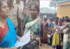 AP: ఖాళీ బిందెలతో మంత్రి, ఎమ్మెల్యేను ముట్టడించిన మహిళలు..!