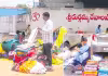 పాత బట్టలకు భలే గిరాకీ! 