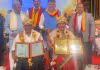 కన్నడ నటికి అవార్డు.. సీఎం చేతుల మీదుగా సన్మానం (ఫోటోలు)