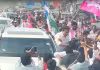 కేటీఆర్&zwnj; రోడ్&zwnj; షోలో వైఎస్సార్&zwnj;సీపీ జెండాల రెపరెపలు