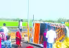 టైరు పేలి పెళ్లి వాహనం పల్టీ