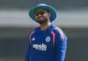 అతడిని విస్మరించొద్దు.. సెలెక్టర్లకు మాజీ క్రికెటర్&zwnj; హెచ్చరిక!