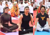 పరేడ్&zwnj; గ్రౌండ్స్&zwnj;లో యోగా డే వేడుకలు.. ప్రముఖుల ఆసనాలు (ఫొటోలు)