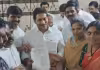 వైఎస్&zwnj; జగన్&zwnj;ను కలిసిన ఉపాధ్యాయ సంఘాలు