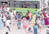 బస్సు ఎక్కాలంటే.. స్త్రీలు శక్తి చూపాల్సిందే..