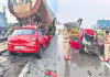 ఔటర్&zwnj;పై ఆగిఉన్న లారీని  ఢీకొన్న స్విఫ్ట్&zwnj;  