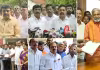 ఏపీవ్యాప్తంగా జిల్లా కలెక్టరేట్లలో వైఎస్సార్&zwnj;సీపీ వినతి పత్రాలు
