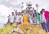 మైనింగ్&zwnj;ను వ్యతిరేకిస్తూ భక్తులు సాధుకొండ అధిరోహణ