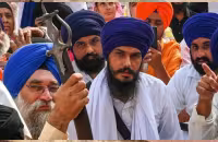 Cops Suspects Amritpal Singh May Have Fled Punjab After His Clothes Found - Sakshi