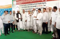 Cm Ys Jagan Stood By Haj Pilgrims - Sakshi