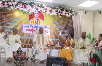 Brahmasri Vaddiparti Padmakar Ashtavadhanam At Canada - Sakshi