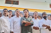 Ktr Sensational Comments On Congress Politics - Sakshi