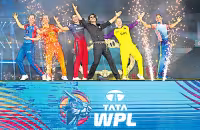 Good start for Mumbai Indians - Sakshi