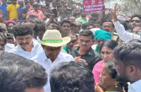 Ex CM KCR Three Districts Tour Live Updates - Sakshi