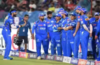 Mumbai Indians becomes first team to play 250th IPL match - Sakshi