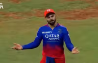 Virat Kohli Urges Crowd To Not Boo MI Captain Hardik Pandya - Sakshi